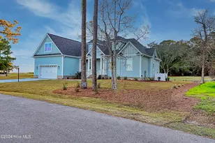 115 Genoe's Point Rd SW, Supply, NC 28462 - Photo 6