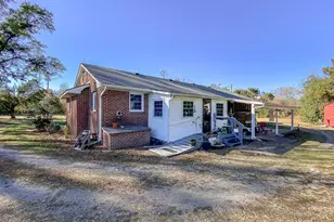 4271 Caratoke Hwy, Barco, NC 27917 - Photo 8