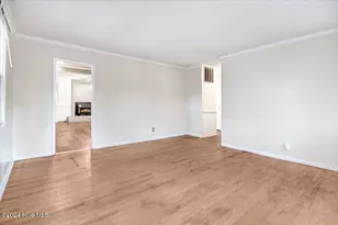 901 Candlewood Dr, Kinston, NC 28501 - Photo 12
