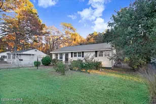 901 Candlewood Dr, Kinston, NC 28501 - Photo 2