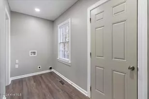 811 Briggs St S, Wilson, NC 27893 - Photo 14