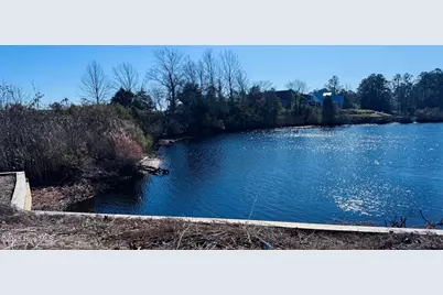 101 Shoreview Drive, New Bern, NC 28562 - Photo 2