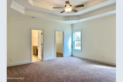 1870 Olde Towne Pointe Boulevard, Jacksonville, NC 28546 - Photo 12