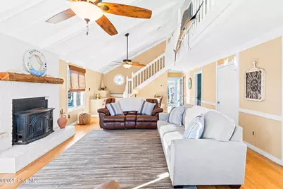 27 Newport Street, Ocean Isle Beach, NC 28469 - Photo 10