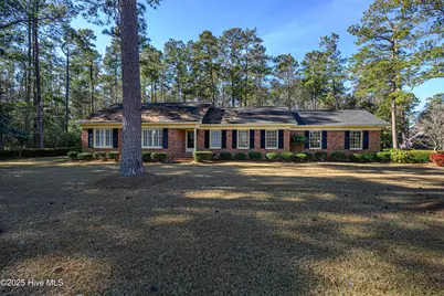 300 McArthur Street, Tabor City, NC 28463 - Photo 1