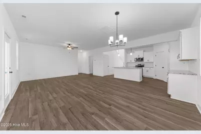 112 Peeler Circle, Raeford, NC 28376 - Photo 10