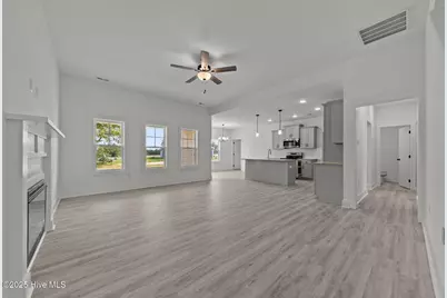 142 Peeler Circle, Raeford, NC 28376 - Photo 6