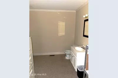 1004 Tarboro Street W, Wilson, NC 27893 - Photo 10