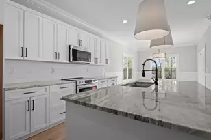 301 E Ivybridge Dr, Hubert, NC 28539 - Photo 8