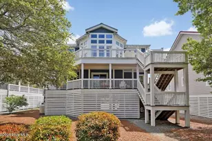 103 SE 74th St, Oak Island, NC 28465 - Photo 4