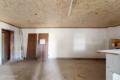 211 S Canal Street, Whiteville, NC 28472 - Photo 12