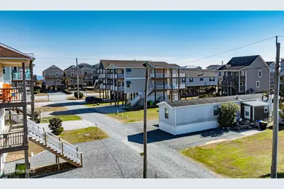 1518 Wahoo Street, North Topsail Beach, NC 28460 - Photo 44