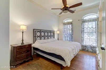 613 Clarendon Avenue, Carolina Beach, NC 28428 - Photo 26