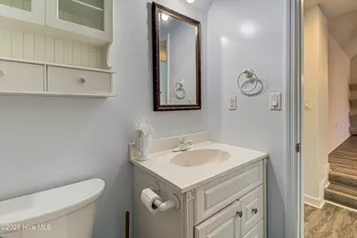 613 Clarendon Avenue, Carolina Beach, NC 28428 - Photo 46