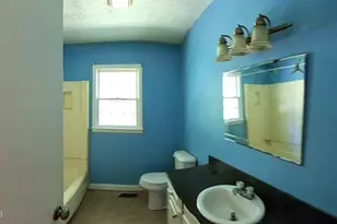 900 N Parker St, Elm City, NC 27822 - Photo 8