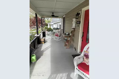 1418 Spencer Avenue, New Bern, NC 28560 - Photo 2
