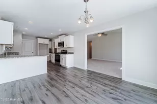 903 Miranda Ct, Jacksonville, NC 28546 - Photo 8