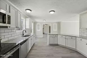 4411 Carthage Rd, West End, NC 27376 - Photo 10
