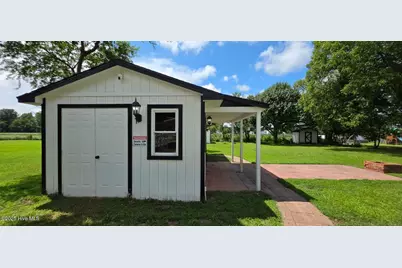 225 N Church Street, Conway, NC 27820 - Photo 36
