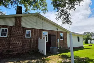 225 N Church St, Conway, NC 27820 - Photo 42