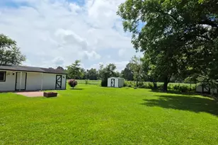 225 N Church St, Conway, NC 27820 - Photo 32
