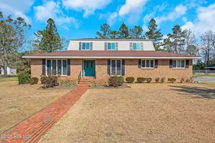 320 Pinecrest Dr, Chadbourn, NC 28431 - Photo 1
