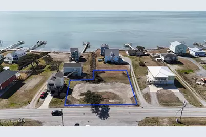 908 & 922 Island Road, Harkers Island, NC 28531 - Photo 1