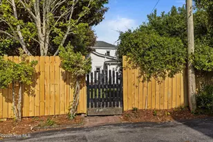 209 N 8th St, Morehead City, NC 28557 - Photo 26