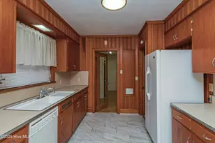 100 S Pineview Ave, Goldsboro, NC 27530 - Photo 14