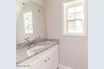 925 W Massachusetts Avenue, Southern Pines, NC 28387 - Photo 8
