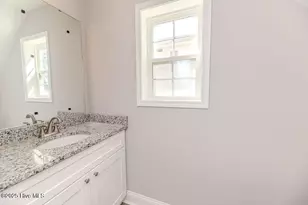 925 W Massachusetts Ave, Southern Pines, NC 28387 - Photo 8
