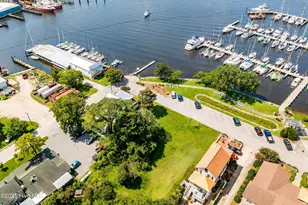 516 Water St, Oriental, NC 28571 - Photo 4