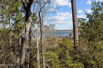 9814 Clarendon Drive, Emerald Isle, NC 28594 - Photo 4