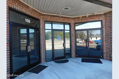 102 Market Street #106, New Bern, NC 28560 - Photo 2
