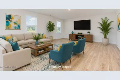 82 W Emily Gardens Drive, Selma, NC 27576 - Photo 8