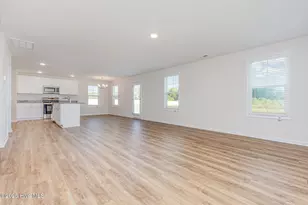 82 W Emily Gardens Dr, Selma, NC 27576 - Photo 6