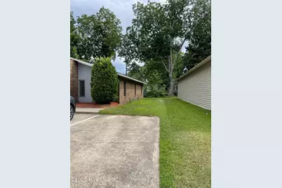 2710 E 10th Street, Greenville, NC 27858 - Photo 10