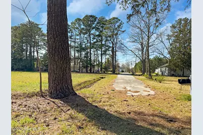 329 W Jones Street, Trenton, NC 28585 - Photo 16
