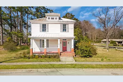 329 W Jones Street, Trenton, NC 28585 - Photo 1