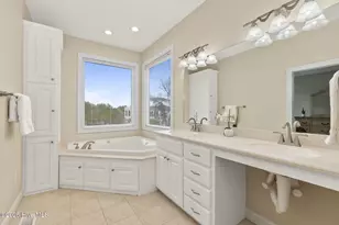 200 Shipwreck Ln, Emerald Isle, NC 28594 - Photo 8