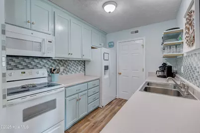 1701 Bowfin Lane #Apt C, Carolina Beach, NC 28428 - Photo 8
