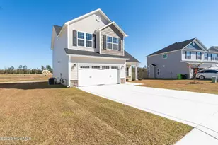 2032 Bluewater Blvd, New Bern, NC 28562 - Photo 2