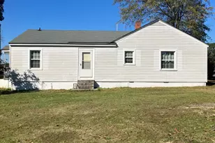 617 Grimes Rd, Washington, NC 27889 - Photo 2
