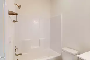2025 Dartford Dr, Greenville, NC 27834 - Photo 10