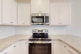 2025 Dartford Dr, Greenville, NC 27834 - Photo 6