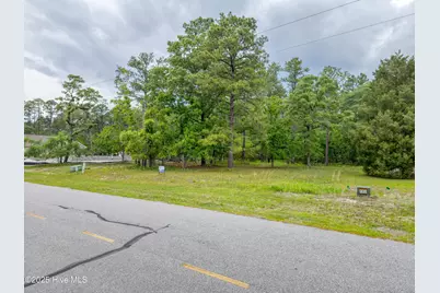 2302 Caracara Drive, New Bern, NC 28560 - Photo 2