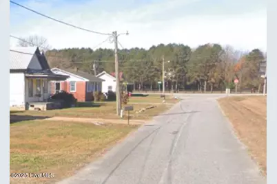 212 N West Avenue, Oak City, NC 27857 - Photo 6