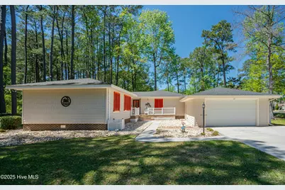 37 Carolina Shores Parkway, Carolina Shores, NC 28467 - Photo 2