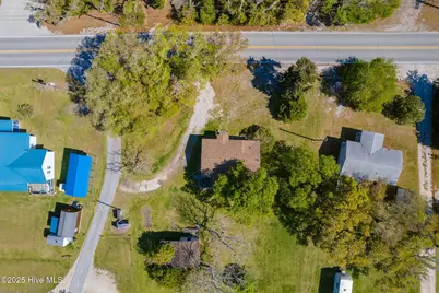 1072 Island Road, Harkers Island, NC 28531 - Photo 4