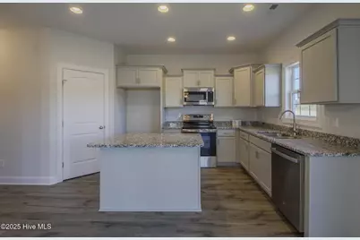 144 Sanctuary Street, Jacksonville, NC 28546 - Photo 10